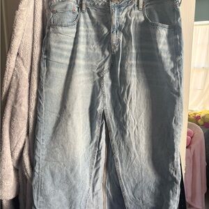 American Eagle Outfitters Light Wash Men's Relaxed Jeans